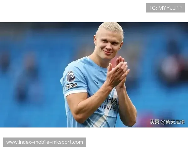 曼城两翼齐飞，多库插上横敲助攻哈兰德破门