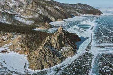 博卡阵型扁平，后场传导缺乏层次，博卡的主场名称是什么